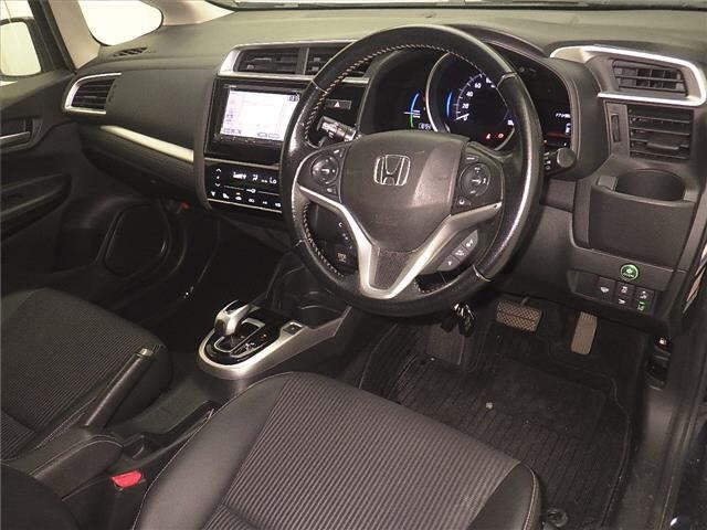 Honda FIT 2017 7986294-3