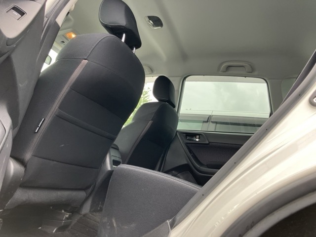 Subaru FORESTER 2017 7988266-10