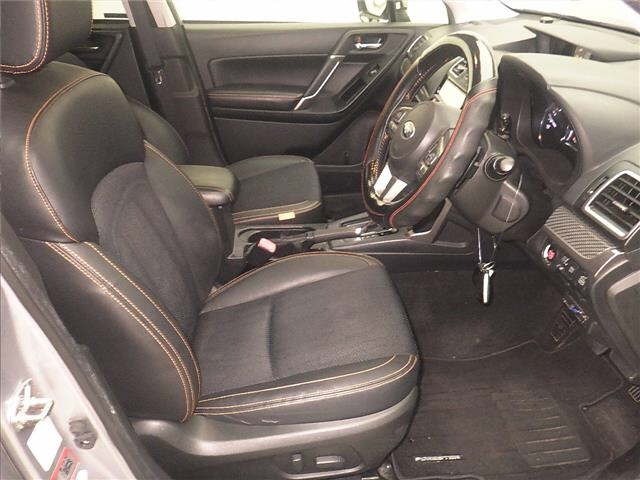 Subaru FORESTER 2016 7988382-5