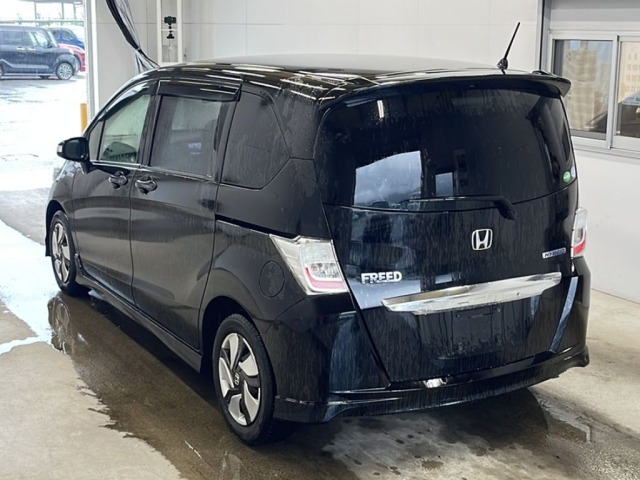 Honda FREED 2013 7988831-5