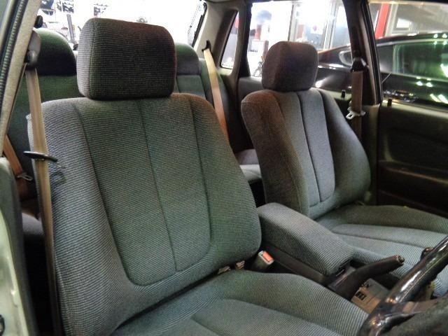 Mitsubishi GALANT 1990 7988853-27