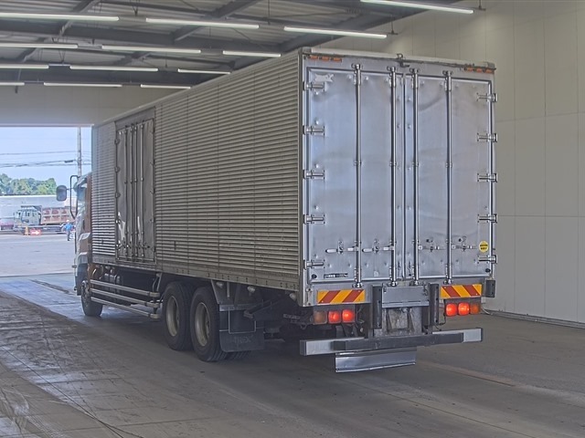 Isuzu GIGA 2018 7986925-1