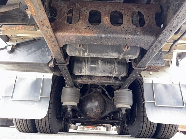 Isuzu GIGA 2018 7986925-13