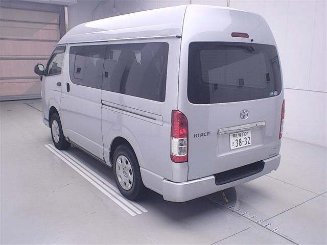 Toyota HIACE VAN 2018 7983672-1
