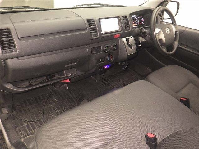 Toyota HIACE VAN 2020 7983683-4