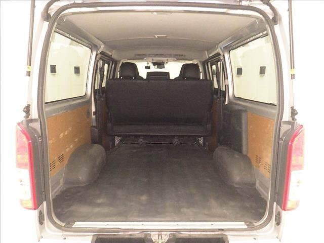Toyota HIACE VAN 2020 7983683-7