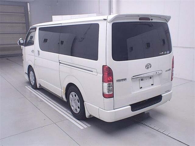 Toyota HIACE VAN 2018 7983685-1