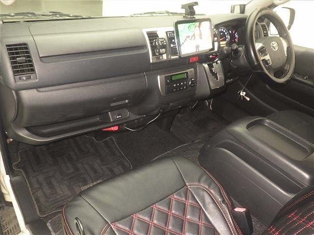 Toyota HIACE VAN 2018 7983685-4