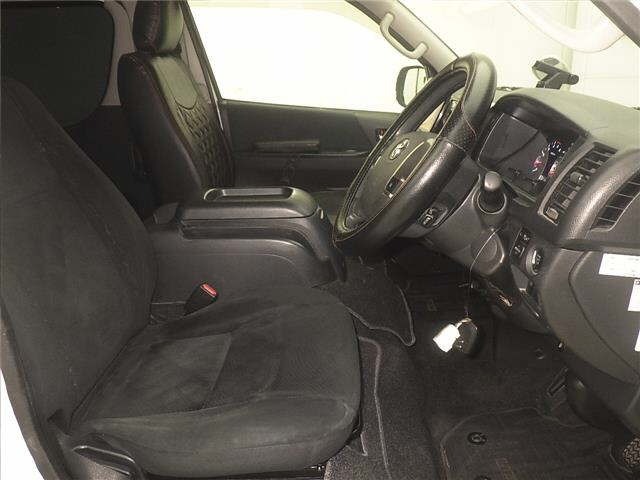 Toyota HIACE VAN 2018 7983685-5