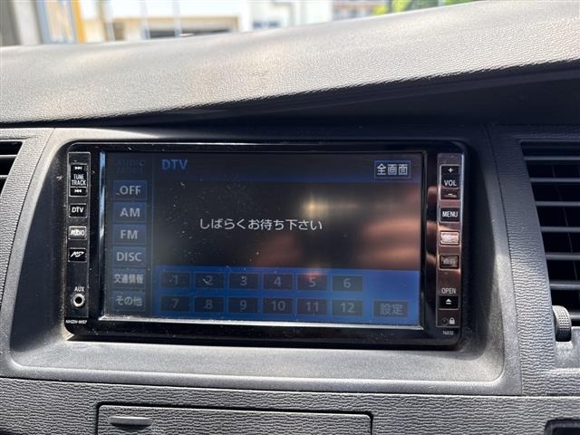 Toyota ISIS 2008 7988841-16