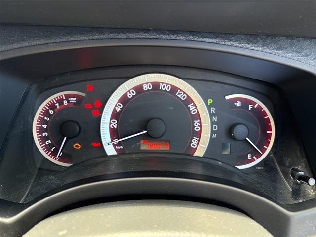 Toyota ISIS 2008 7988841-18
