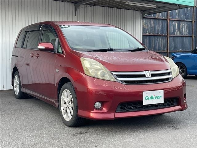 Toyota ISIS 2007 7988842-0