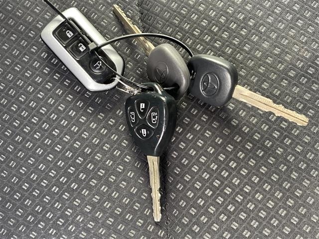 Toyota ISIS 2007 7988842-21