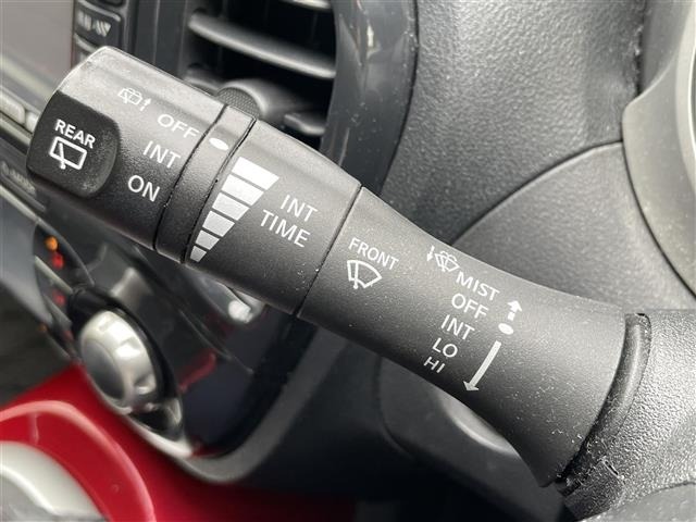 Nissan JUKE 2012 7988417-11