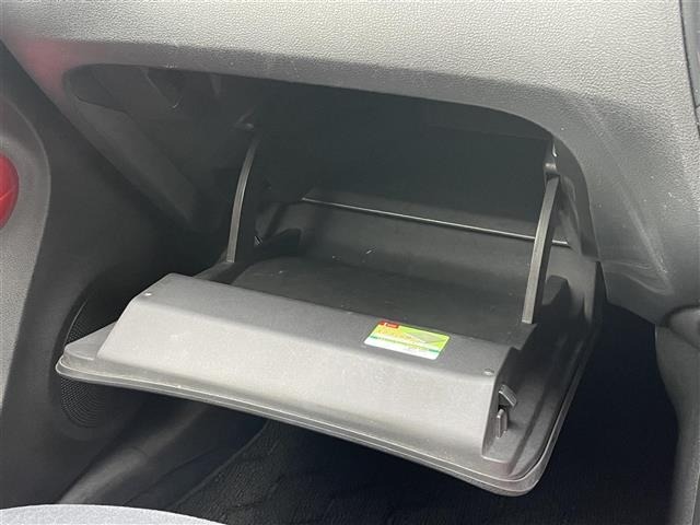 Nissan JUKE 2012 7988417-3