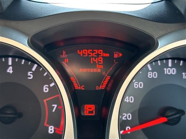 Nissan JUKE 2017 7988418-19