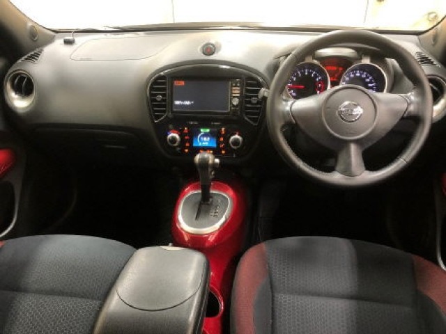 Nissan JUKE 2012 7988419-4