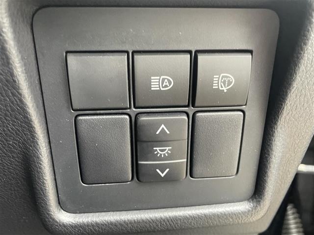 Toyota LAND CRUISER PRADO 2023 7988630-11