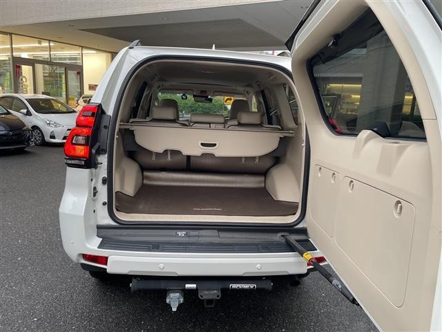 Toyota LAND CRUISER PRADO 2023 7988634-12