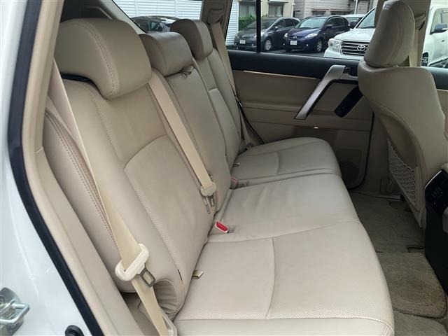 Toyota LAND CRUISER PRADO 2023 7988634-2