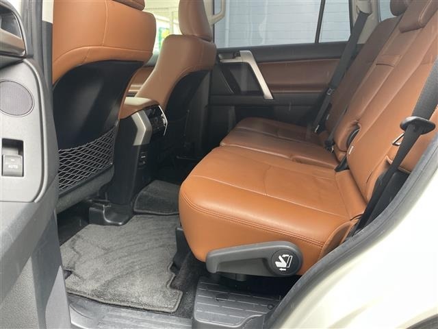 Toyota LAND CRUISER PRADO 2022 7988635-11