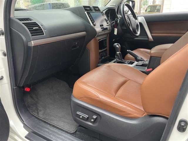 Toyota LAND CRUISER PRADO 2022 7988635-9
