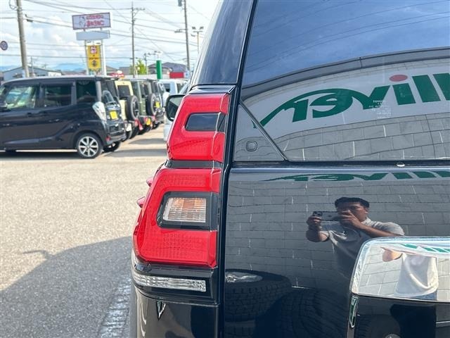 Toyota LAND CRUISER PRADO 2023 7988636-15