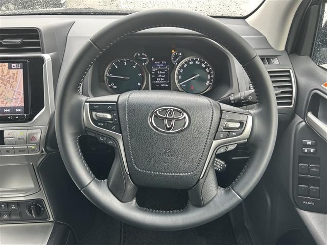 Toyota LAND CRUISER PRADO 2023 7988636-16
