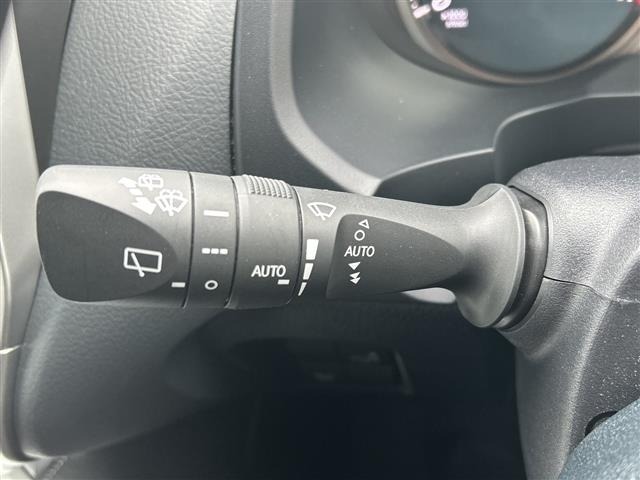 Toyota LAND CRUISER PRADO 2023 7988636-18
