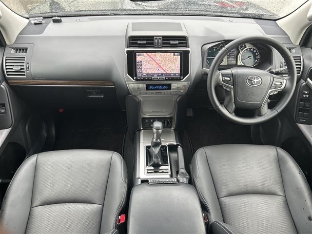 Toyota LAND CRUISER PRADO 2023 7988636-31