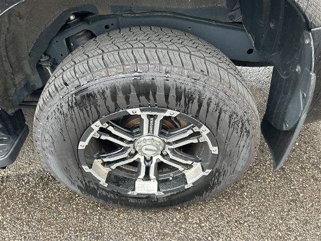 Toyota LAND CRUISER PRADO 2023 7988636-37