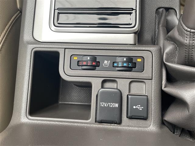 Toyota LAND CRUISER PRADO 2023 7988637-7