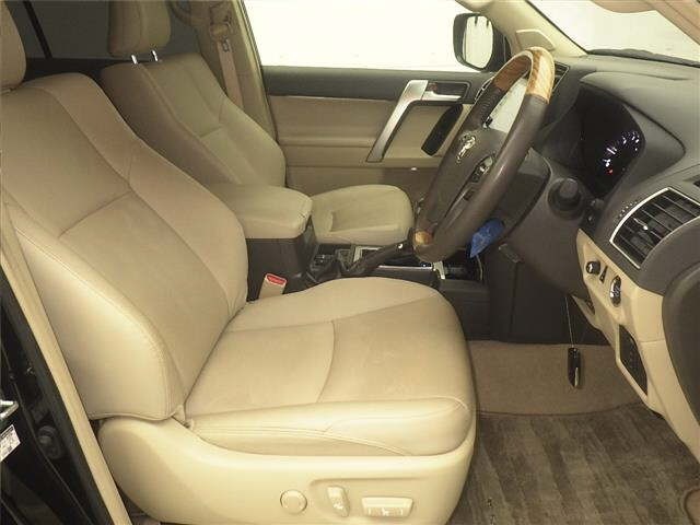 Toyota LAND CRUISER PRADO 2023 7988645-5