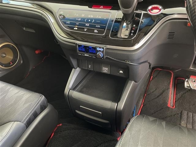 Honda ODYSSEY 2019 7988661-10
