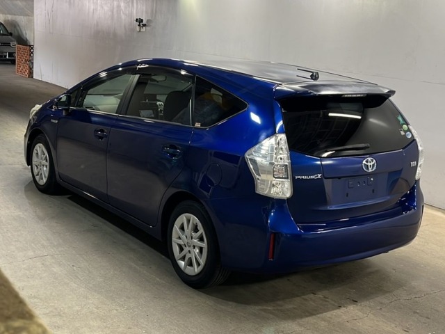 Toyota PRIUS 2013 7988431-1