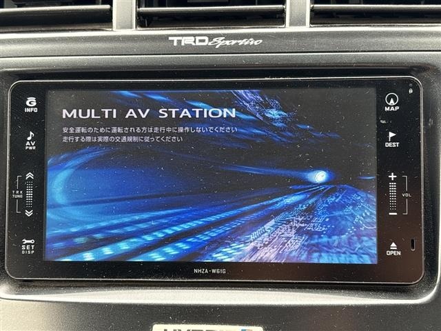 Toyota PRIUS 2011 7988475-17