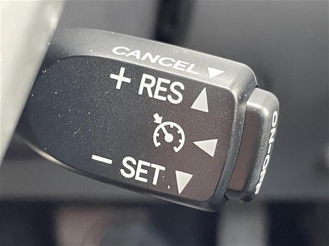 Toyota PRIUS 2012 7988477-3