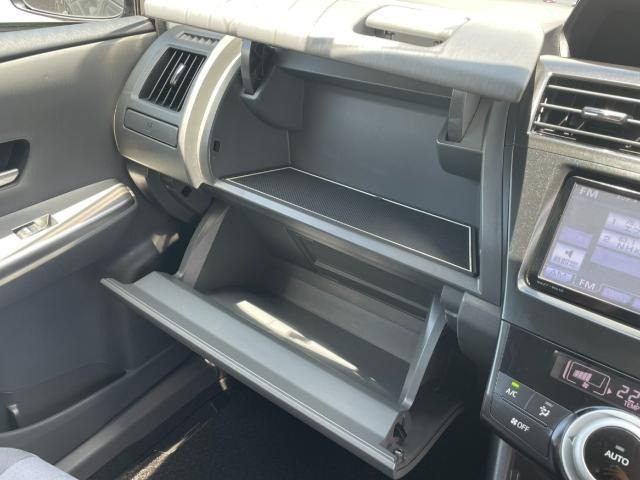 Toyota PRIUS 2011 7988483-20