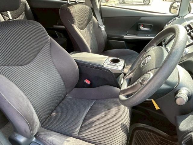 Toyota PRIUS 2015 7988485-4