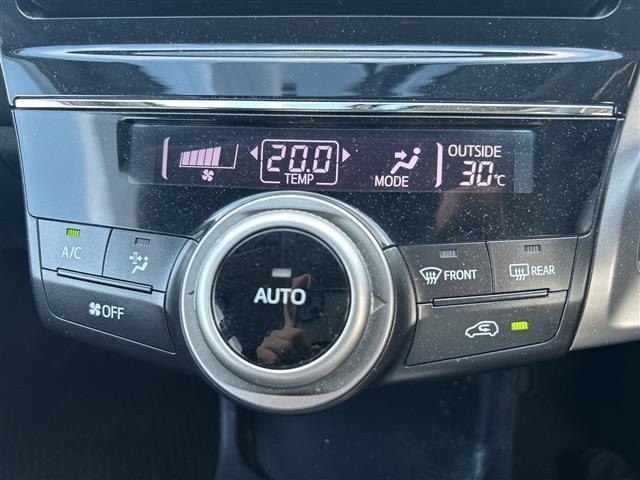 Toyota PRIUS 2015 7988486-10