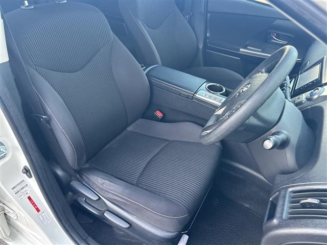 Toyota PRIUS 2015 7988486-2