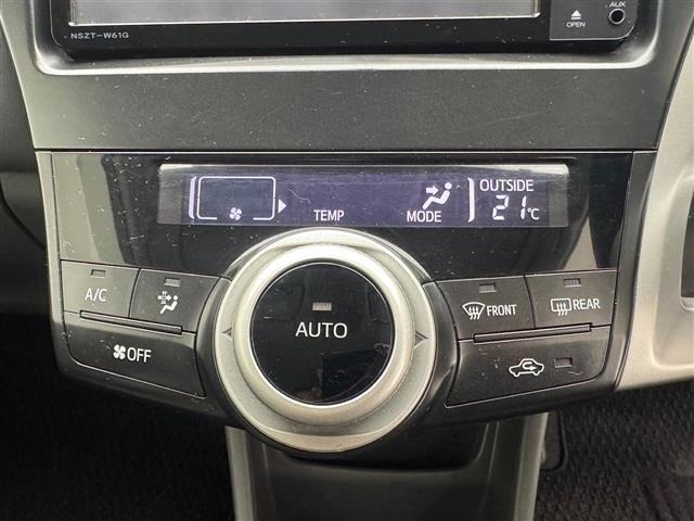 Toyota PRIUS 2011 7988493-1