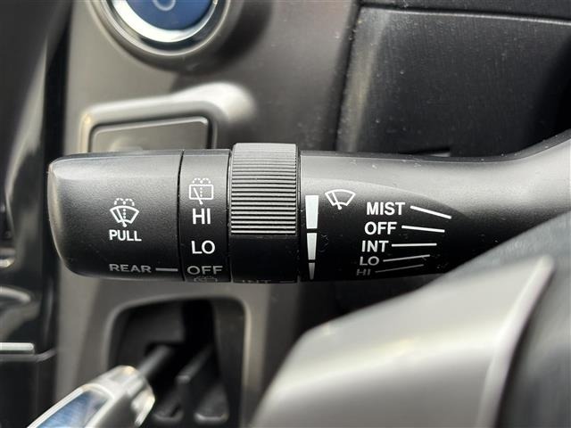 Toyota PRIUS 2015 7988495-7