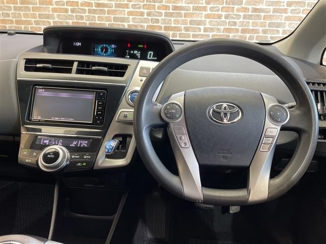 Toyota PRIUS 2017 7988496-13
