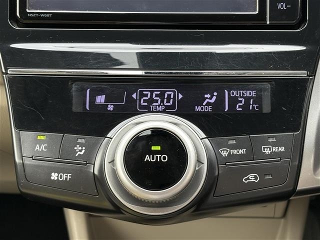 Toyota PRIUS 2020 7988497-11