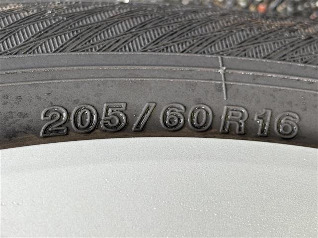 Toyota PRIUS 2020 7988497-14