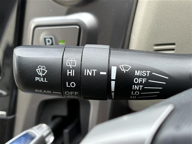 Toyota PRIUS 2020 7988497-7