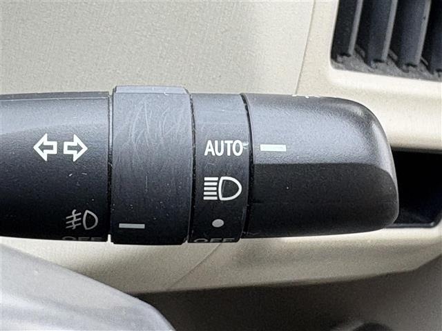 Toyota PRIUS 2020 7988497-8