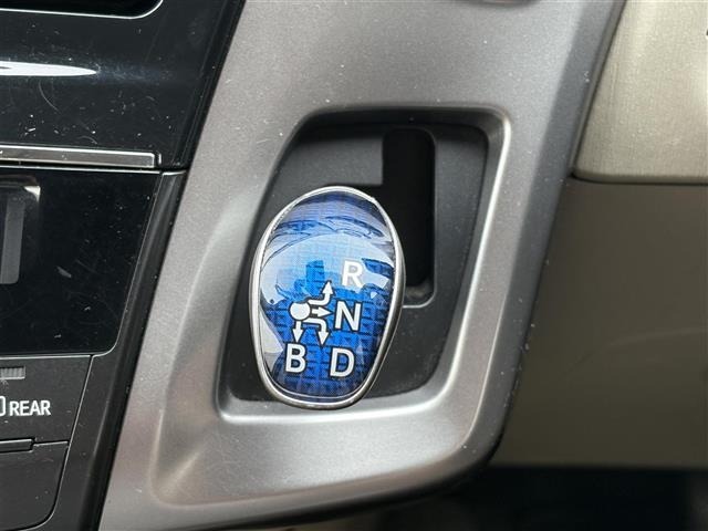 Toyota PRIUS 2020 7988497-9