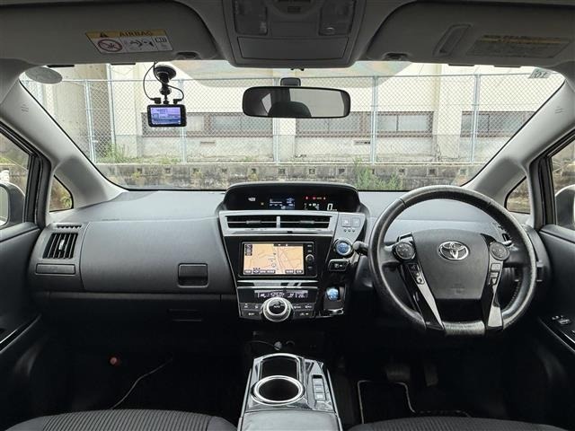 Toyota PRIUS 2017 7988505-2